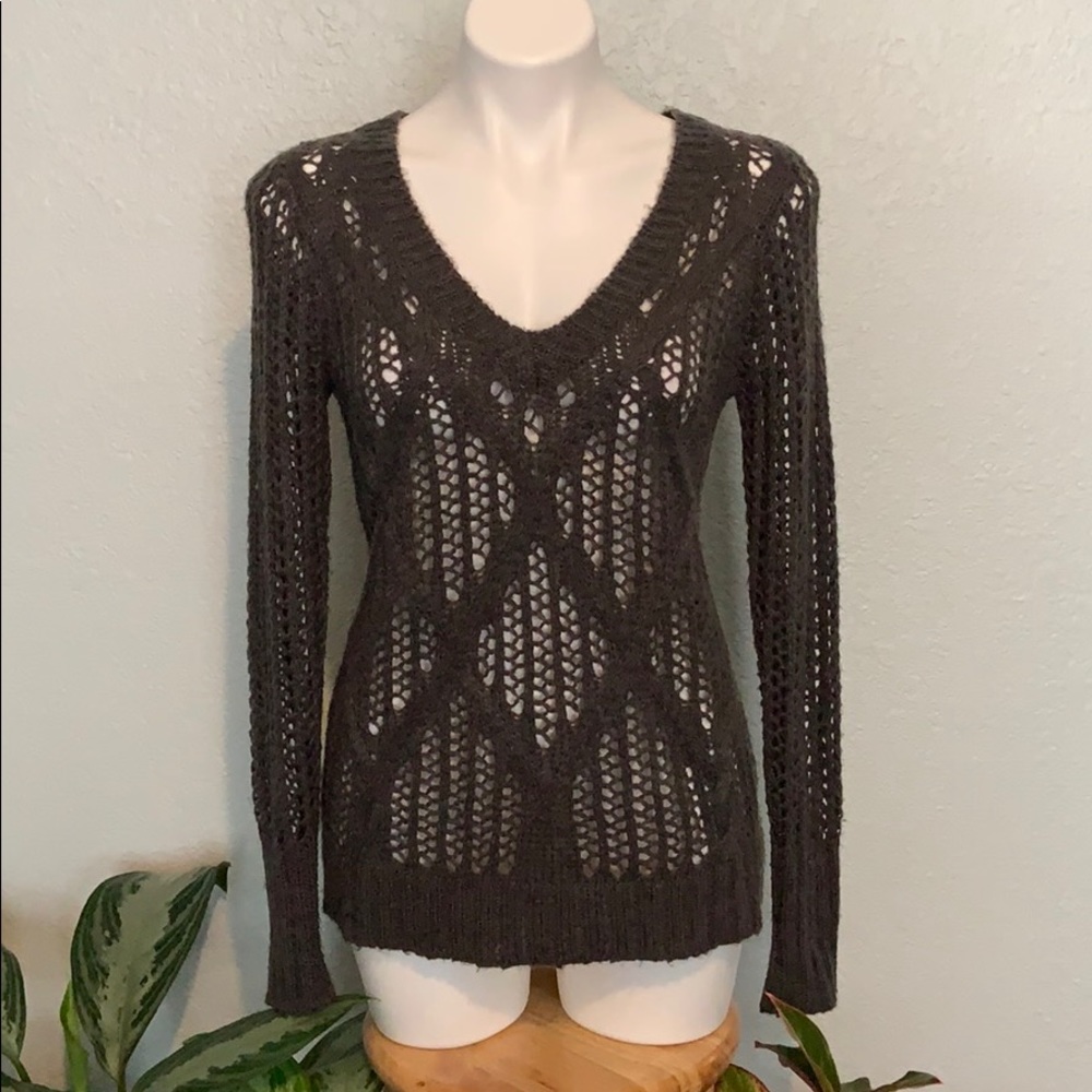 Romeo & Juliet Couture Women’s Lg. Knit Sweater